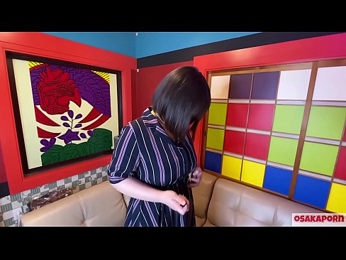 ❤️ Une jolie Japonaise aux gros seins se masturbe avec des jouets sexuels et a un orgasme. Elle parle dans une interview de son expérience de la baise. Gros seins et chatte poilue gémissant bruyamment. Osakaporn ❤ Porno beau at us fr.dienlanhbk.top